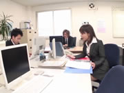 Sekretaris Jepang bercinta dengan bosnya