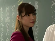 Guru baru Arina Hashimoto 3
