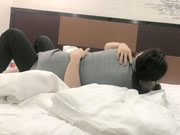 Hotel itu sedang berhubungan seks dengan pelacur Cina.