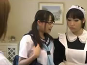 Jepang Nerdy Schoolgirl Menggoda Guru Lesbian